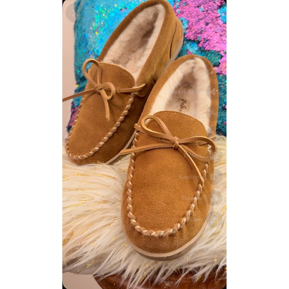 (NWOB) My Pillow Women's My Slippers Suede Leather Moccasin Shoes Size 8